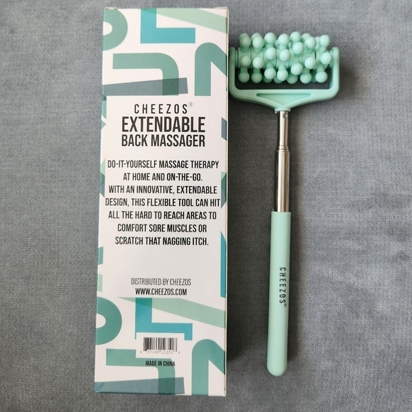 Cheezos Extendable Back Massager - Picture 2 of 5